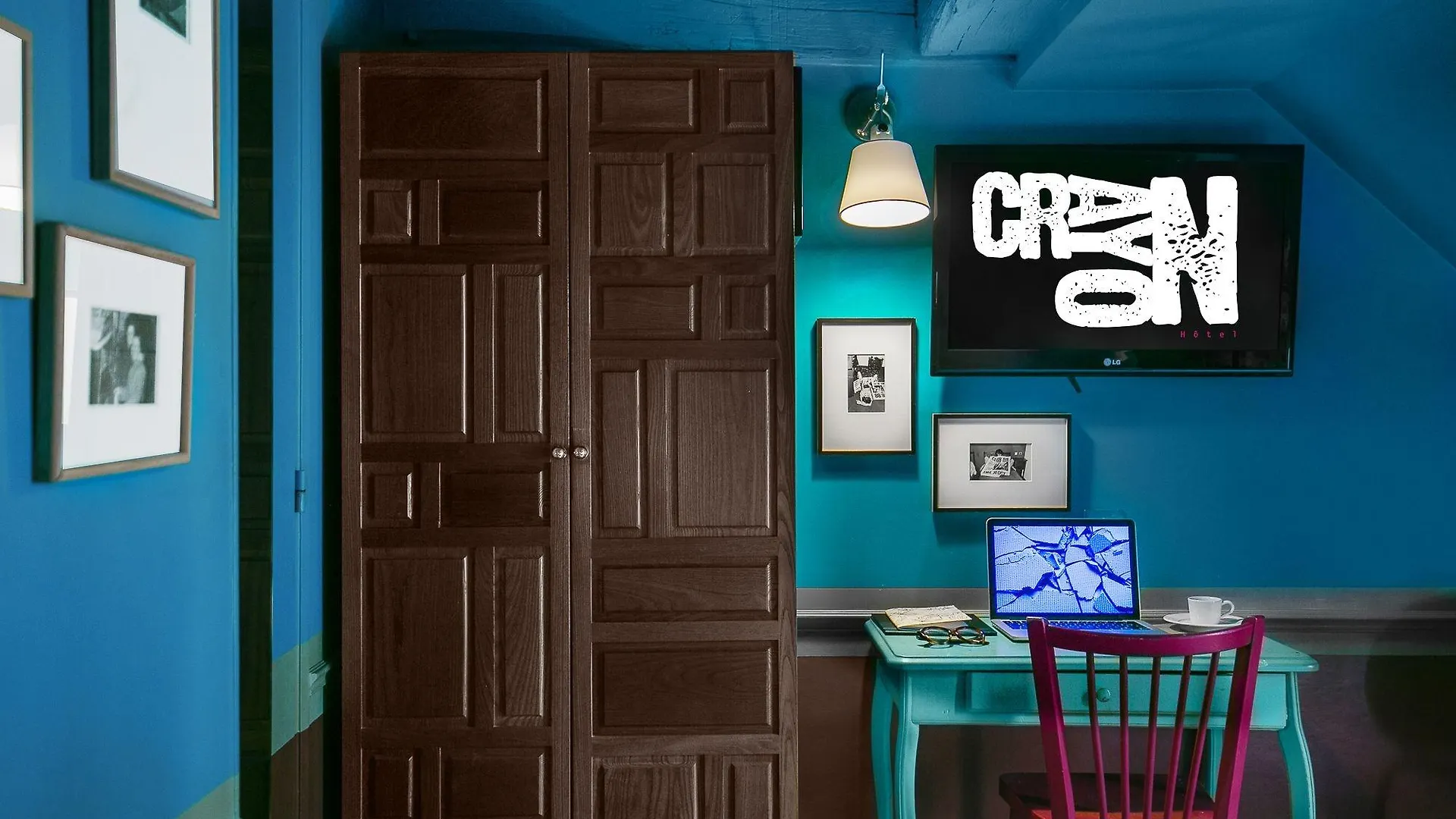 Crayon Hotel 3*