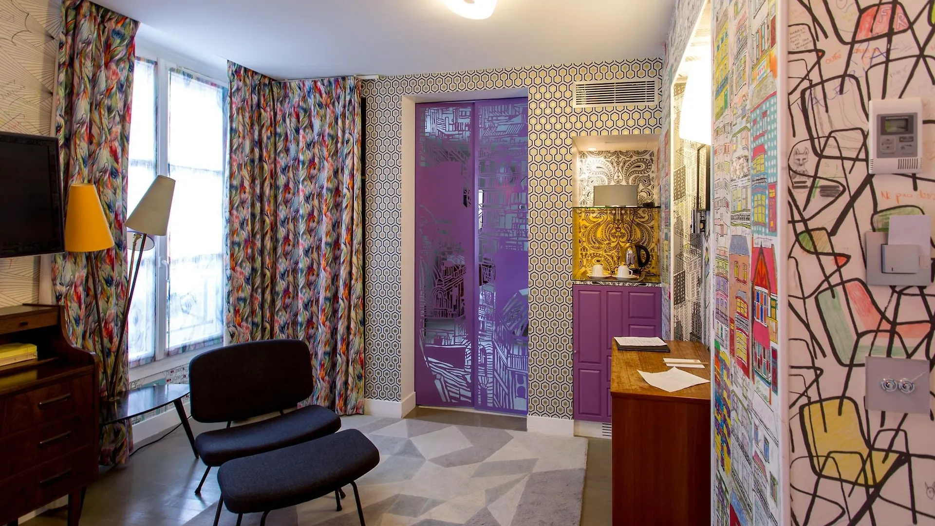 Hotel Crayon By Elegancia 3*