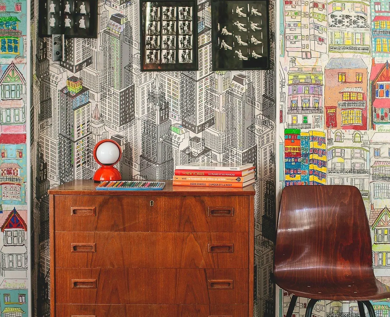 Crayon Hotel 3*